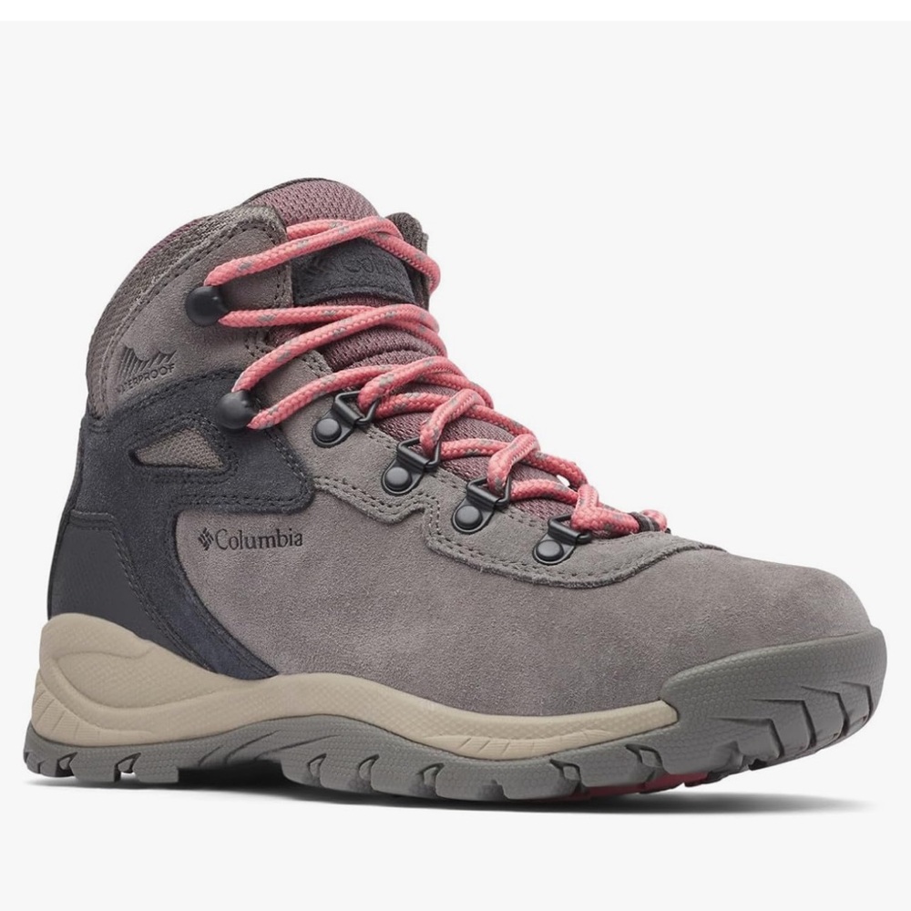 Columbia Women's Newton Ridge Plus Waterproof Amped Hiking Boot